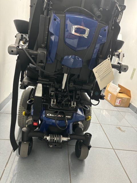 PRIDE MOBILITY Quantum Q6 Edge Wheelchair, photo 2