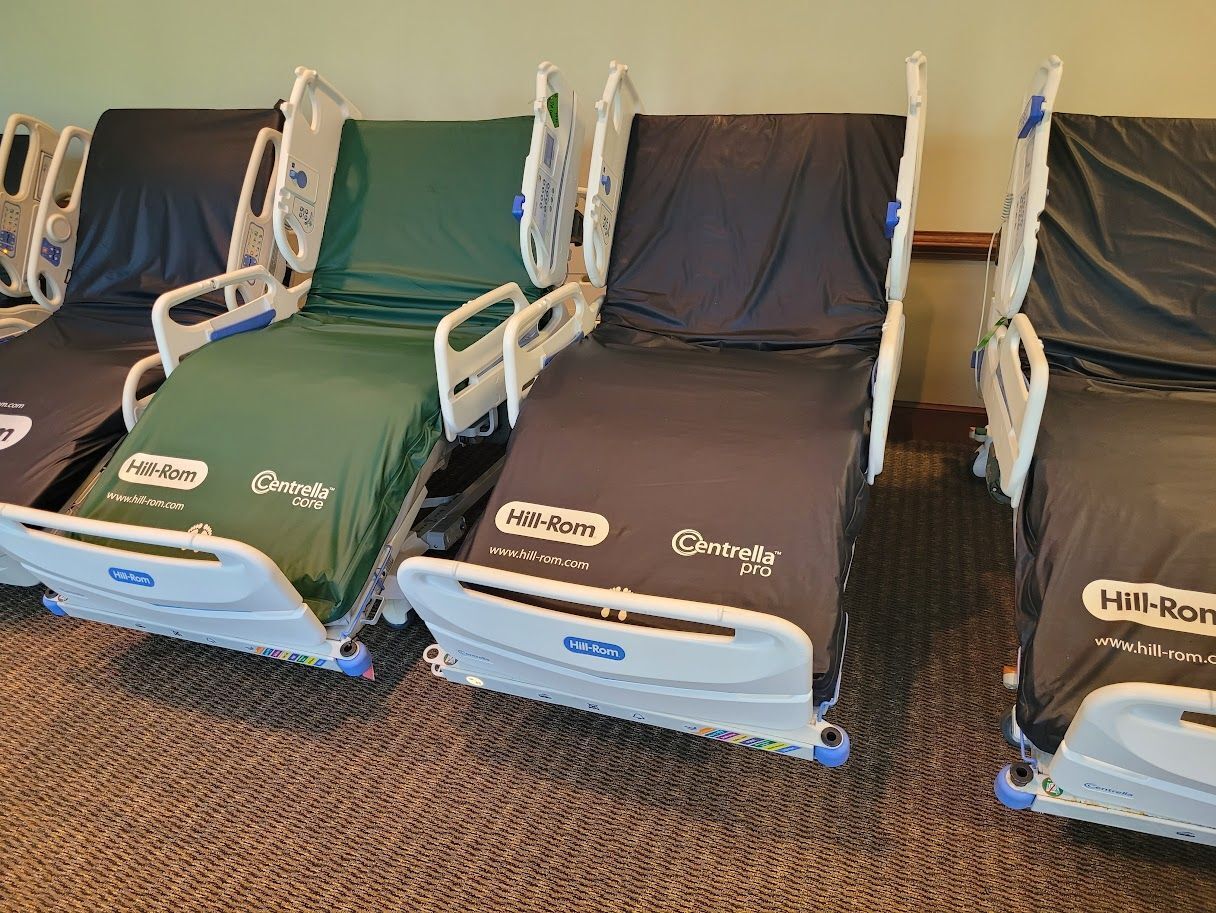 HILL-ROM Centrella Hospital Bed, photo 4