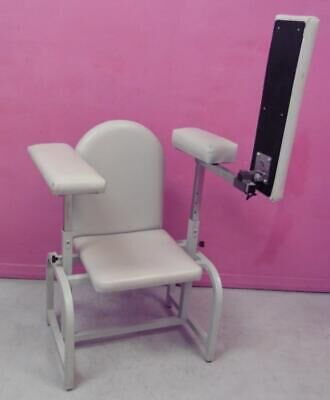 UNIVERSAL MEDICAL Phlebotomy Exam Chair, photo 3