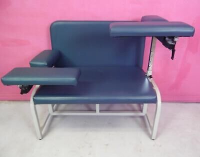 BLOOD DRAW CHAIR Phlebotomy 34" Wide-XL Bariatric Chair, Padded Arms (400 lb capacity), photo 3